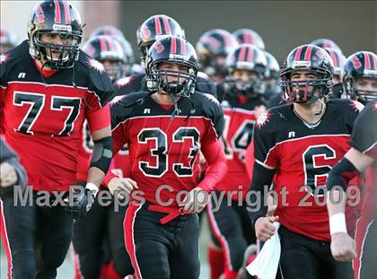 Thumbnail 1 in Lafayette vs. St. Stanislaus (MHSAA Class 4A Final) photogallery.