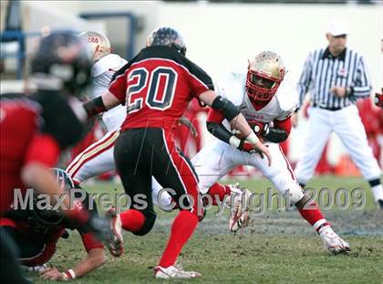 Thumbnail 2 in Lafayette vs. St. Stanislaus (MHSAA Class 4A Final) photogallery.