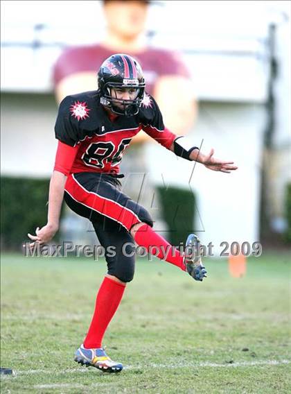 Thumbnail 2 in Lafayette vs. St. Stanislaus (MHSAA Class 4A Final) photogallery.