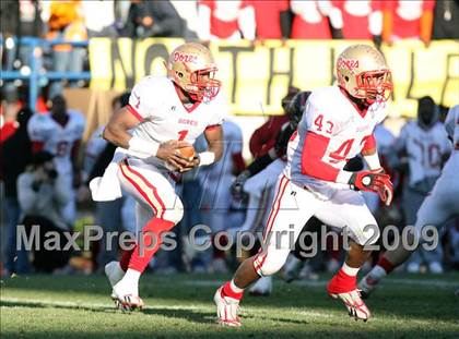 Thumbnail 2 in Lafayette vs. St. Stanislaus (MHSAA Class 4A Final) photogallery.