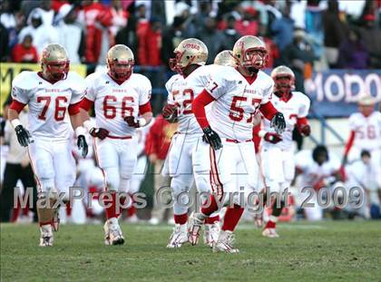Thumbnail 2 in Lafayette vs. St. Stanislaus (MHSAA Class 4A Final) photogallery.