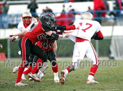 Thumbnail 1 in Lafayette vs. St. Stanislaus (MHSAA Class 4A Final) photogallery.