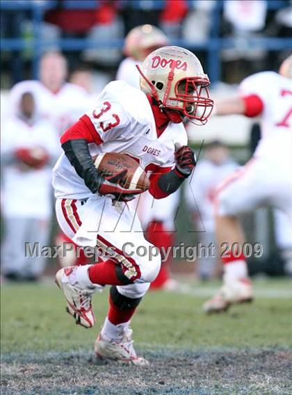Thumbnail 3 in Lafayette vs. St. Stanislaus (MHSAA Class 4A Final) photogallery.