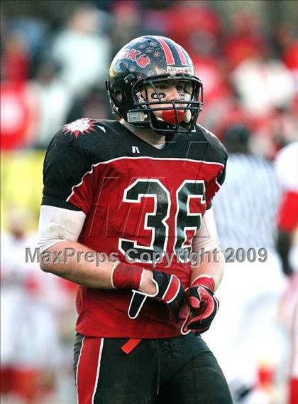 Thumbnail 3 in Lafayette vs. St. Stanislaus (MHSAA Class 4A Final) photogallery.