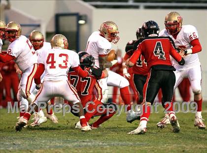 Thumbnail 1 in Lafayette vs. St. Stanislaus (MHSAA Class 4A Final) photogallery.