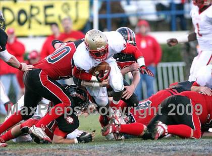 Thumbnail 2 in Lafayette vs. St. Stanislaus (MHSAA Class 4A Final) photogallery.