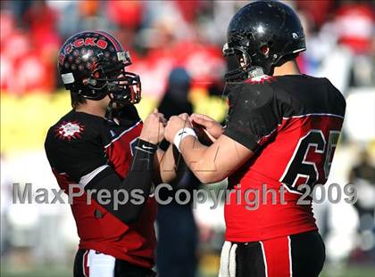 Thumbnail 1 in Lafayette vs. St. Stanislaus (MHSAA Class 4A Final) photogallery.