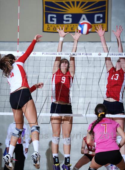 Thumbnail 3 in Cathedral Catholic vs. Campolindo (CIF State D3 Final) photogallery.