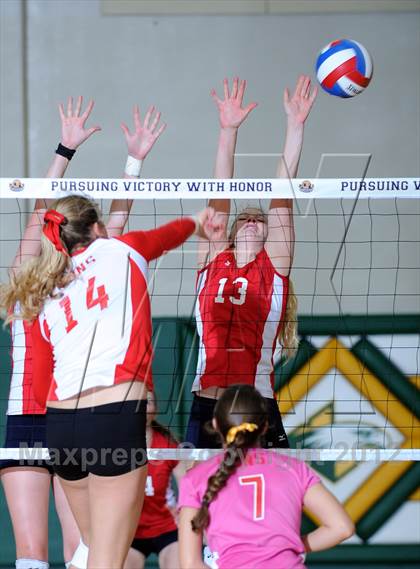 Thumbnail 1 in Cathedral Catholic vs. Campolindo (CIF State D3 Final) photogallery.