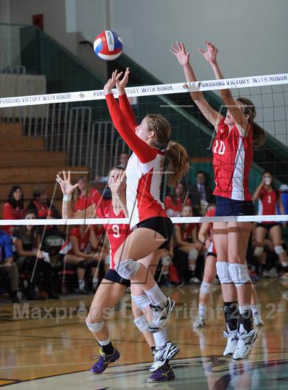 Thumbnail 3 in Cathedral Catholic vs. Campolindo (CIF State D3 Final) photogallery.