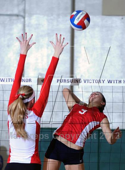 Thumbnail 2 in Cathedral Catholic vs. Campolindo (CIF State D3 Final) photogallery.