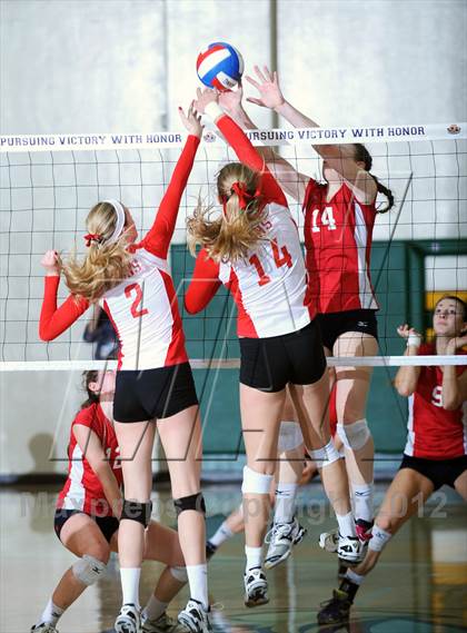 Thumbnail 1 in Cathedral Catholic vs. Campolindo (CIF State D3 Final) photogallery.