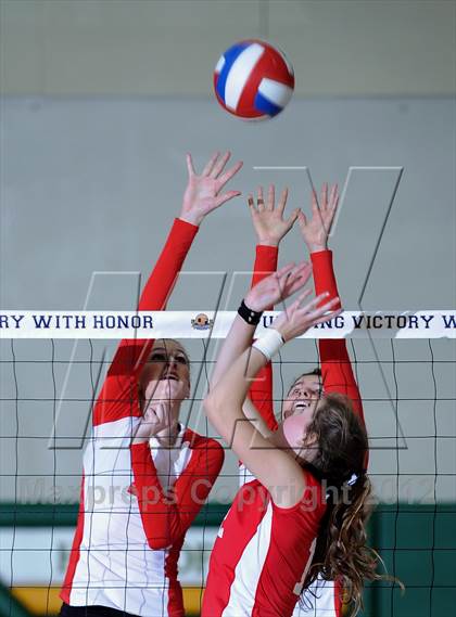 Thumbnail 1 in Cathedral Catholic vs. Campolindo (CIF State D3 Final) photogallery.