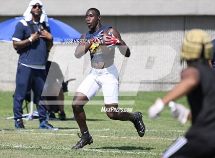 Thumbnail 2 in St. Bonaventure vs. Millikan (South County Tournament) photogallery.