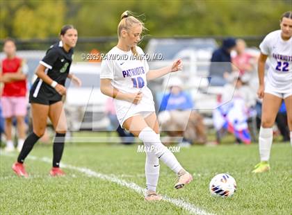 Thumbnail 2 in Jay County vs. Yorktown (IHSAA 2A Section 24 Round 1) photogallery.