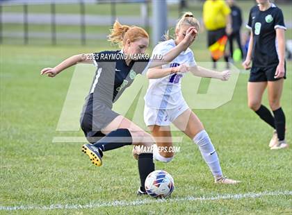 Thumbnail 1 in Jay County vs. Yorktown (IHSAA 2A Section 24 Round 1) photogallery.