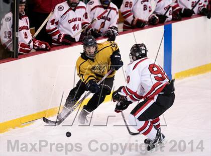 Thumbnail 1 in Vianney vs Chaminade (Challenge Cup Playoffs Round 1) photogallery.