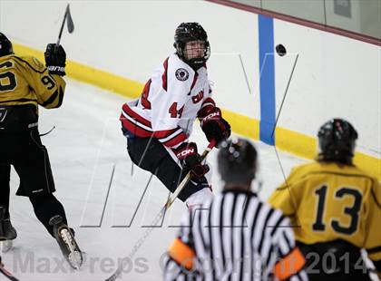 Thumbnail 1 in Vianney vs Chaminade (Challenge Cup Playoffs Round 1) photogallery.