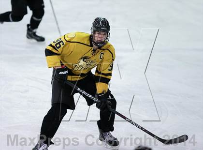 Thumbnail 1 in Vianney vs Chaminade (Challenge Cup Playoffs Round 1) photogallery.
