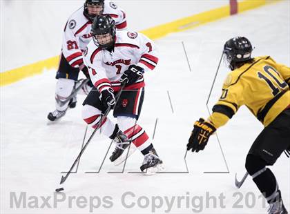Thumbnail 2 in Vianney vs Chaminade (Challenge Cup Playoffs Round 1) photogallery.