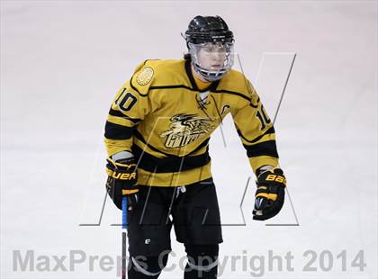 Thumbnail 3 in Vianney vs Chaminade (Challenge Cup Playoffs Round 1) photogallery.