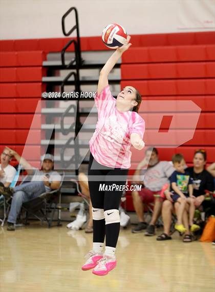 Thumbnail 3 in Show Low vs ALA - Ironwood (The Florence VB Invitational) photogallery.