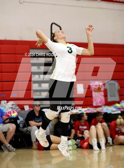 Thumbnail 1 in Show Low vs ALA - Ironwood (The Florence VB Invitational) photogallery.