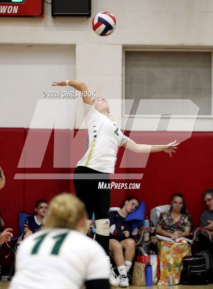 Thumbnail 2 in Show Low vs ALA - Ironwood (The Florence VB Invitational) photogallery.