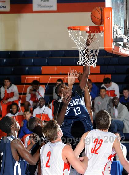 Thumbnail 2 in Mater Dei vs. Our Savior New American (Tarkanian Classic) photogallery.