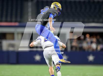 Thumbnail 3 in Brock vs. Rockdale (UIL 3A Division 1 Final) photogallery.