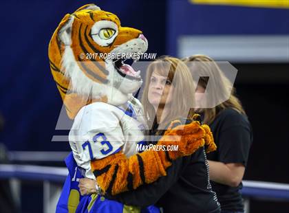 Thumbnail 2 in Brock vs. Rockdale (UIL 3A Division 1 Final) photogallery.