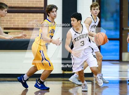 Thumbnail 1 in Alamo Heights @ Seguin photogallery.
