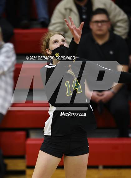 Thumbnail 2 in Escalon vs. Sonora (CIF SJS D4 Final) photogallery.
