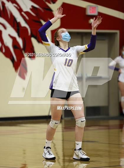 Thumbnail 2 in Escalon vs. Sonora (CIF SJS D4 Final) photogallery.