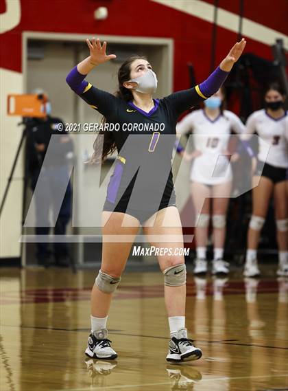 Thumbnail 1 in Escalon vs. Sonora (CIF SJS D4 Final) photogallery.