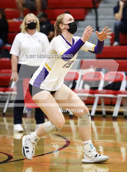 Thumbnail 1 in Escalon vs. Sonora (CIF SJS D4 Final) photogallery.