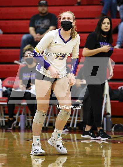 Thumbnail 1 in Escalon vs. Sonora (CIF SJS D4 Final) photogallery.