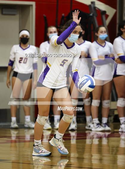 Thumbnail 1 in Escalon vs. Sonora (CIF SJS D4 Final) photogallery.