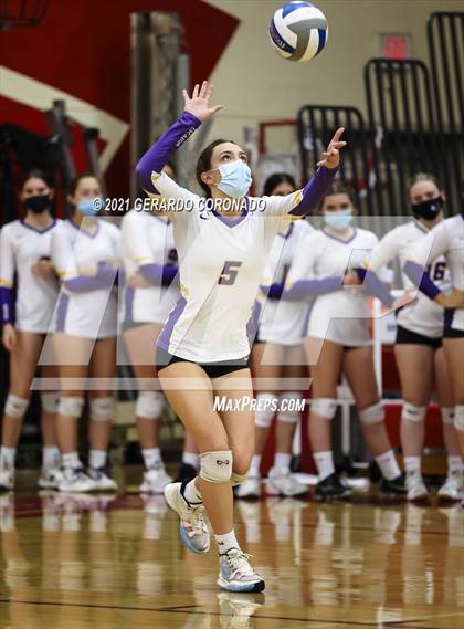 Thumbnail 2 in Escalon vs. Sonora (CIF SJS D4 Final) photogallery.