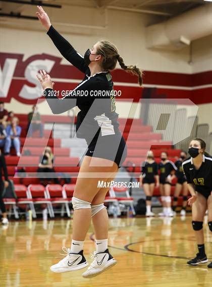 Thumbnail 1 in Escalon vs. Sonora (CIF SJS D4 Final) photogallery.