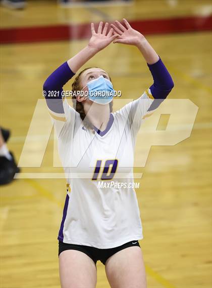 Thumbnail 3 in Escalon vs. Sonora (CIF SJS D4 Final) photogallery.