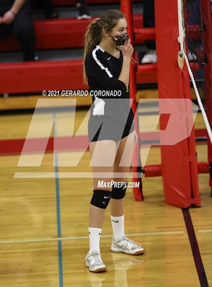 Thumbnail 2 in Escalon vs. Sonora (CIF SJS D4 Final) photogallery.