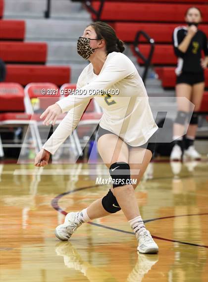 Thumbnail 2 in Escalon vs. Sonora (CIF SJS D4 Final) photogallery.