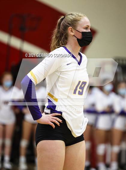Thumbnail 1 in Escalon vs. Sonora (CIF SJS D4 Final) photogallery.