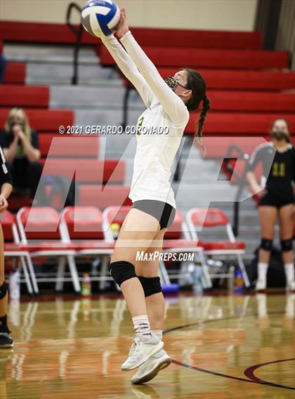 Thumbnail 3 in Escalon vs. Sonora (CIF SJS D4 Final) photogallery.