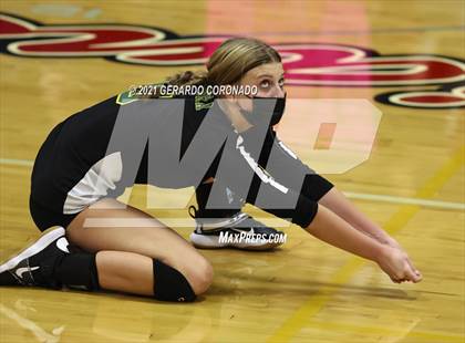 Thumbnail 3 in Escalon vs. Sonora (CIF SJS D4 Final) photogallery.