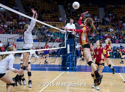 Thumbnail 2 in Fairview vs. Coronado (CHSAA 5A Playoff) photogallery.