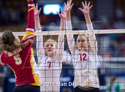 Thumbnail 2 in Fairview vs. Coronado (CHSAA 5A Playoff) photogallery.