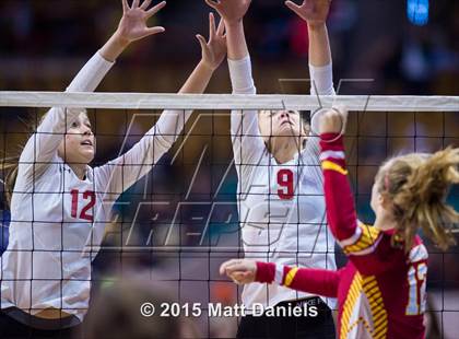 Thumbnail 2 in Fairview vs. Coronado (CHSAA 5A Playoff) photogallery.
