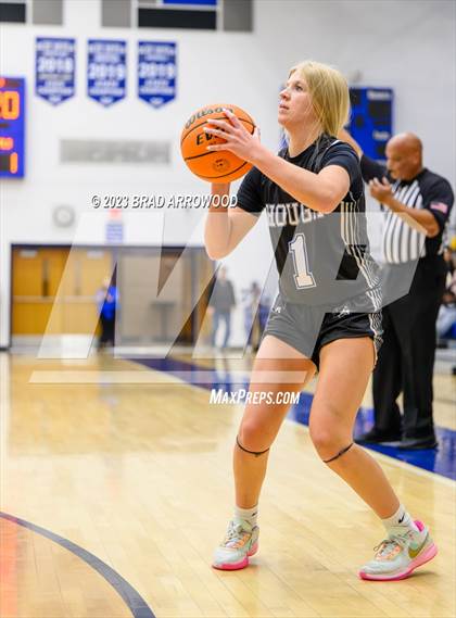 Thumbnail 1 in Hough @ Mooresville photogallery.